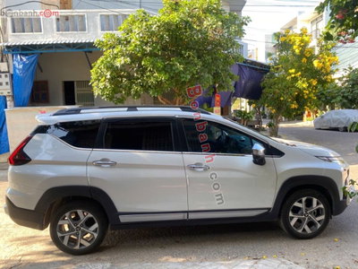 Xe Mitsubishi Xpander Cross 1.5 AT 2024