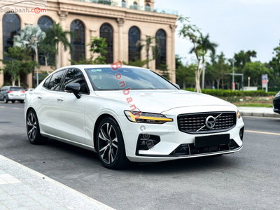 Xe Volvo S60 T5 R-Design AWD 2020