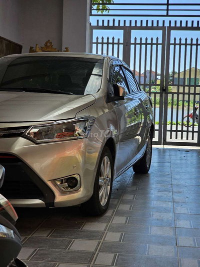 Toyota Vios 2018 E số sàn Bạc