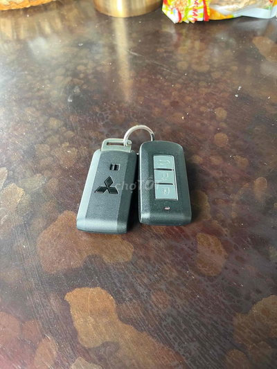 Mitsubishi Attrage 2022 Trắng