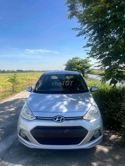 Hyundai i10 2016 Bạc Số sàn