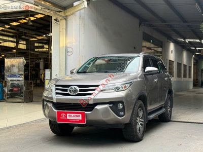 Xe Toyota Fortuner 2.4G 4x2 MT 2020