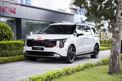 Xe Kia Carnival Premium 2.2D 7S 2025