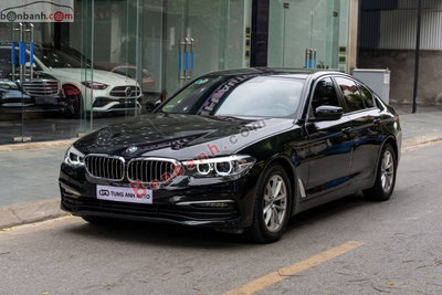 Xe BMW 5 Series 520i 2018