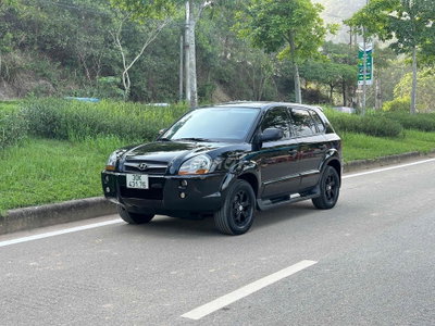 Bán Hyundai Tucson số tự động gầm cao nhập khẩu