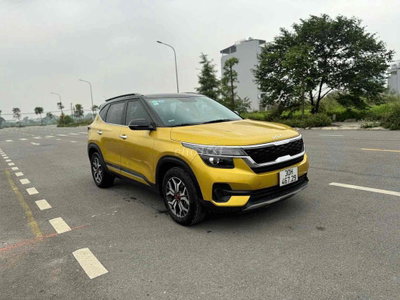 Kia Seltos 2021 Vàng