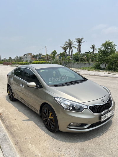 Kia K3 Vàng cát Số sàn 5 chỗ sx 2015