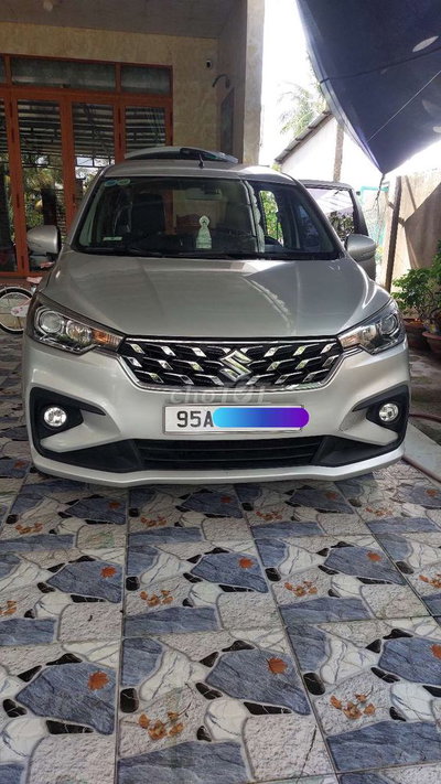 Suzuki Ertiga Hybrid 7 chỗ Bạc