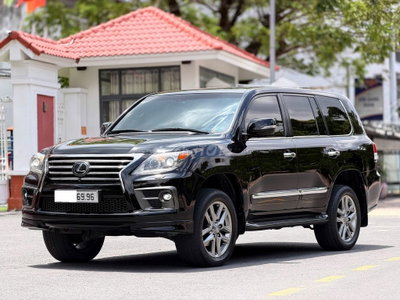 Lexus LX570 