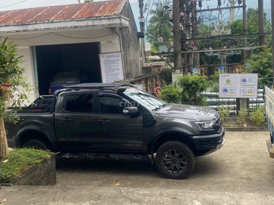 Ford Ranger Limited Xám