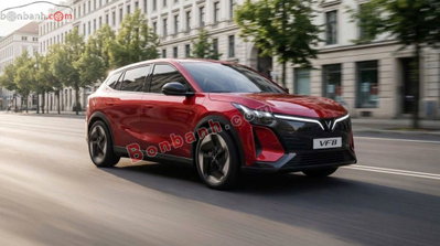 Xe VinFast VF8 Eco 2026