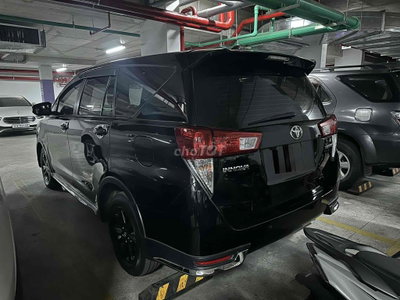 Toyota Innova Venturer 2018 Đen 95.000km