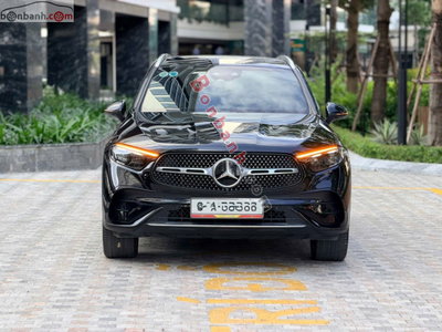 Xe Mercedes Benz GLC 300 4Matic 2023