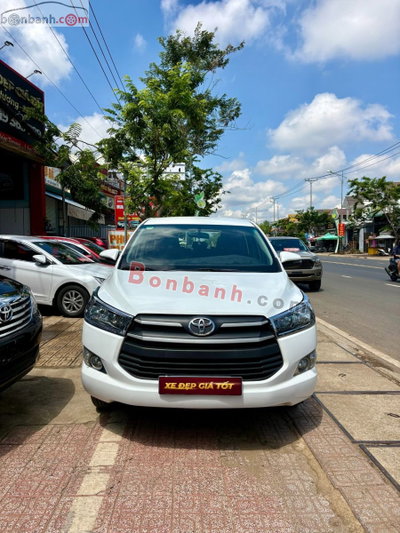 Xe Toyota Innova 2.0E 2018