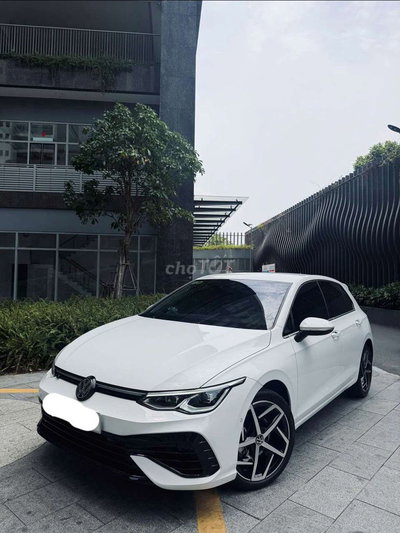 Volkswagen Golf 2024 Trắng Mới