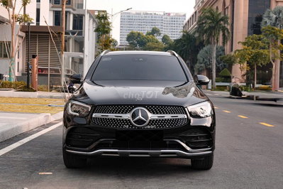 Mercedes GLC300 AMG Model 2023 - Xe 1 Chủ
