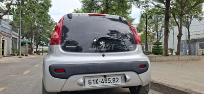 Peugeot 2010 số tự động