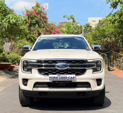 Ford Everest 2025 2.0l Titanium Luớt 5300km