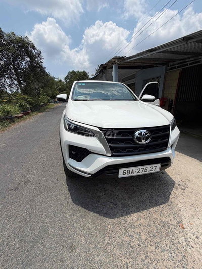 Toyota Fortuner 2023 Trắng