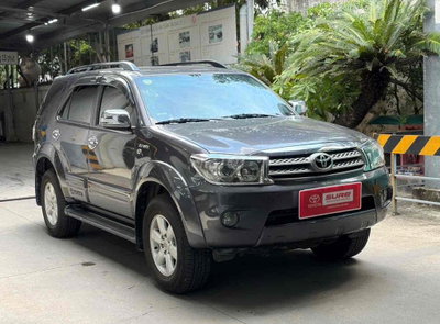 Fortuner 2.7V AT - Máy xăng 2 cầu - 1 chủ từ đầu