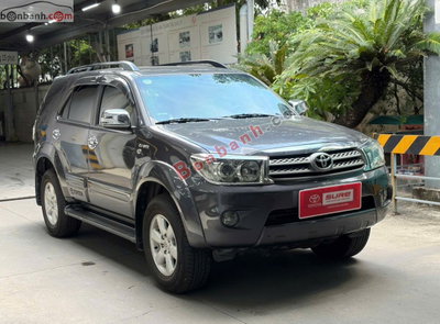 Xe Toyota Fortuner 2.7V 4x4 AT 2009