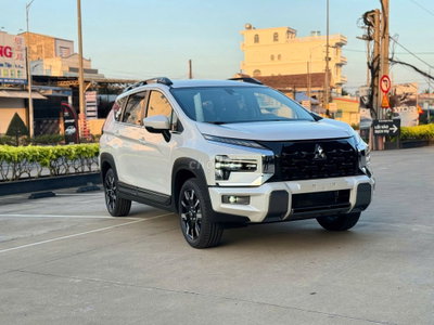 Mitsubishi Xpander Cross