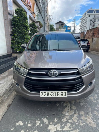 Toyota Innova bản 2.0E 2019