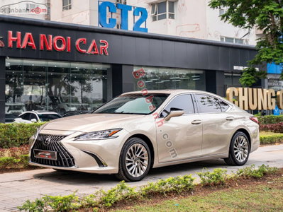 Xe Lexus ES 250 2022
