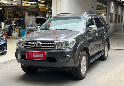 Xe Toyota Fortuner 2.7V 4x4 AT 2009