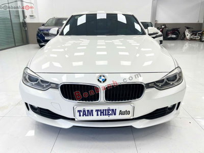 Xe BMW 3 Series 320i 2013