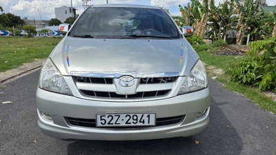 Toyota Innova 2006 G 220.000 km Bạc
