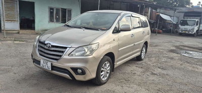 Toyota Innova 2014 At số tự động