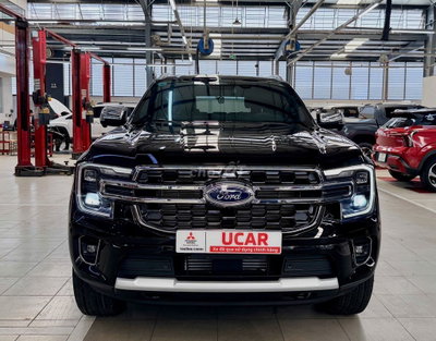 Ford Everest 2025 2 cầu Đen 10307 km