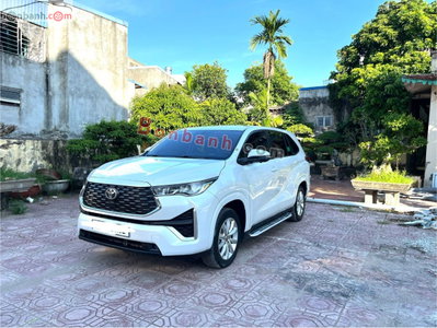 Xe Toyota Innova Cross 2.0 CVT 2024