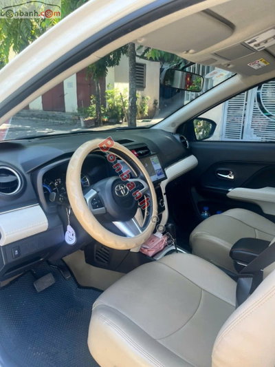 Xe Toyota Rush 1.5S AT 2020