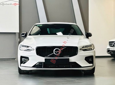 Xe Volvo S60 T5 R-Design AWD 2020