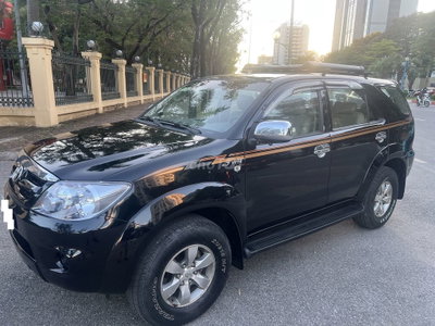 Toyota Fortuner SR5 2008 Đen 18 vạn