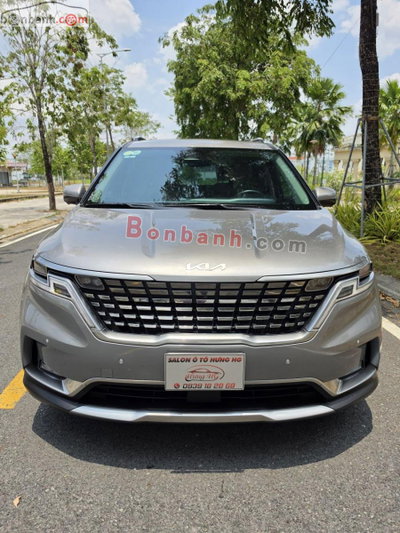 Xe Kia Carnival Signature 2.2D 2022