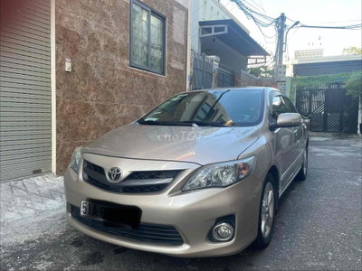 Toyota Corolla Altis 2014 2.0V