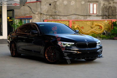 Xe BMW 5 Series 520i 2018