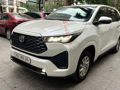 Xe Toyota Innova Cross 2.0G CVT 2026