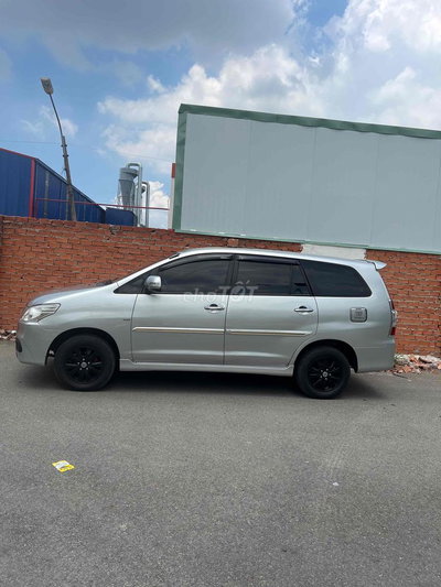 Toyota Innova 2015 Bạc