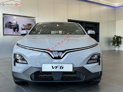 Xe VinFast VF6 Eco 2026