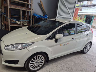 Ford Fiesta 2014 Trắng