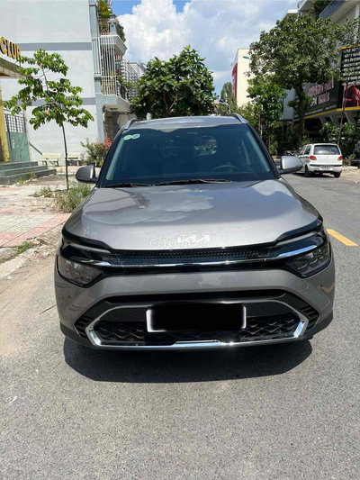 Kia Carens Luxury 7 chỗ Xám 1.5G 2025