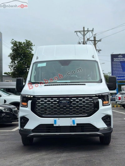 Xe Ford Transit Premium+ 2026