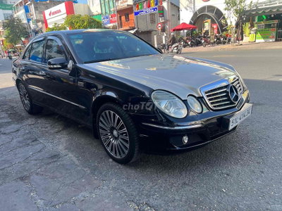 Mercedes-Benz E200 2007 Đen
