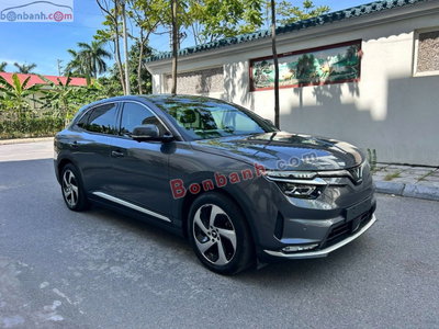 Xe VinFast VF8 Eco AWD 2023