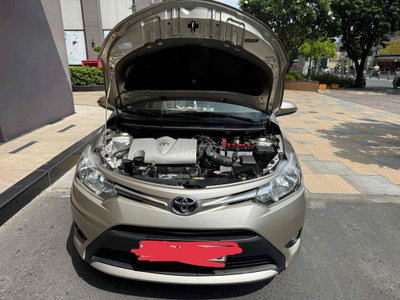 Toyota Vios 2017 Vàng cát
