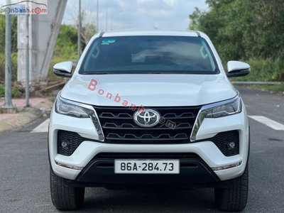 Xe Toyota Fortuner 2.4L 4x2 AT 2024